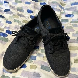 Great Polo Men’s sneakers size 10D gray trimmed in black that ships Free!